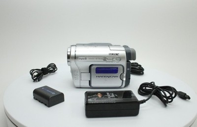 Vintage Sony NTSC Handycam Camcorder Standard8/Hi8/Digital8 - Read