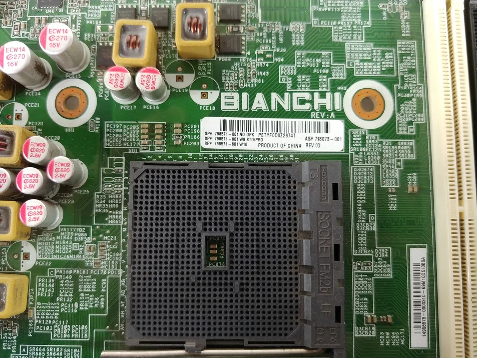 HP 798073-001 EliteDesk 705 G2 MT Socket FM2+ DDR3 Desktop Motherboard - Image 2 of 4