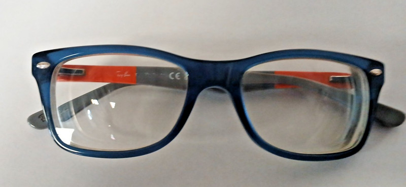 Ray Ban 5228-50-17.   140mm