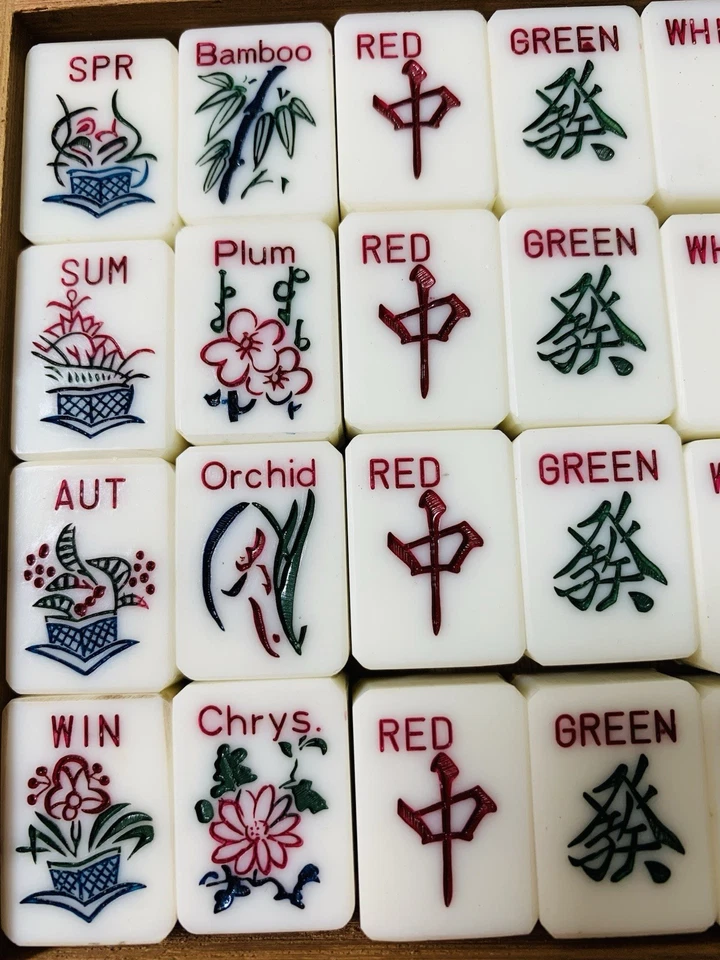 Mahjong Set 142 Tiles Celluloid Bamboo Chest Wooden Box Rule Book Vintage - Image 4 of 4