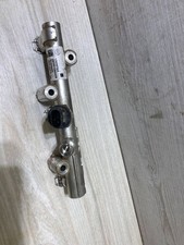 Nissan Juke II F16 2023 Kraftstoffverteiler Einspritzleiste Verteilerrohr Benzin