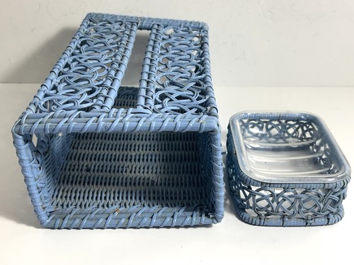 Cubierta de caja de pañuelos de ratán de mimbre azul de colección + jabonera • MCM • Cottagecore - Imagen 2 de 3