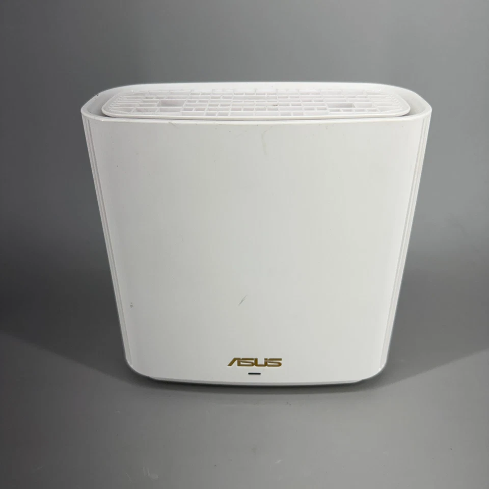 Asus ZenWiFi XT8 AX6600 Tri-Band Mesh Wi-Fi 6 Router White With Adapter-Tested - Image 3 of 4