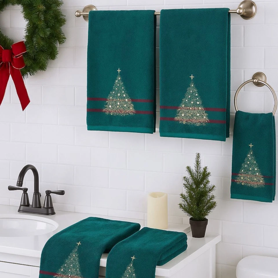 VTG Christmas Tree Towel Set 2 Bath Towels 2 Hand Towels Holiday Green Red Gold - Image 2 of 4