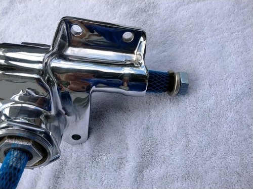 NEW MOPAR CHROME FLAMING RIVER MANUAL GEAR BOX,DART,DUSTER DW/JP - Picture 2 of 4