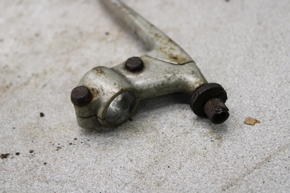 Yamaha R5C 350 1972 embrague percha montaje con palanca T12-2247.pe Foto 3 de 4