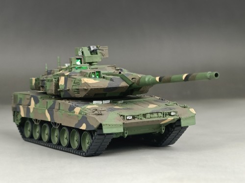 Modelo de tanque de batalla principal HU Leopard húngaro moderno construido 1/72 - Imagen 15 de 23