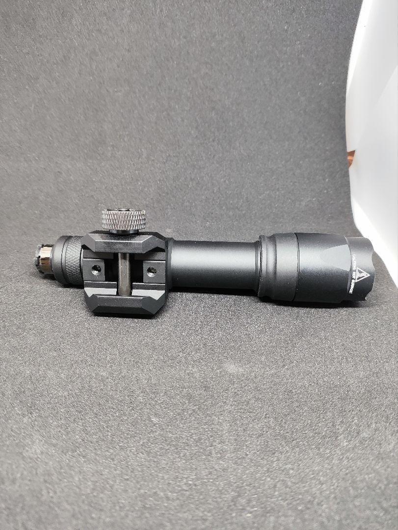 SureFire M600 Ultra High Output LED Scout Light 2 Colors SureFire M600 Ultra High Output LED Scout Light 2 Colors