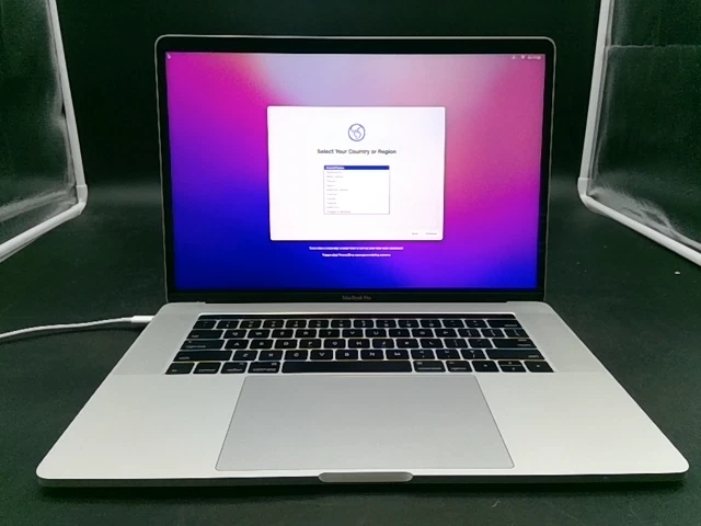 MacBookPro13,3 15.4 (2016) 16GB RAM, 1TB SSD, 2.9 GHz Core i7 (I7
