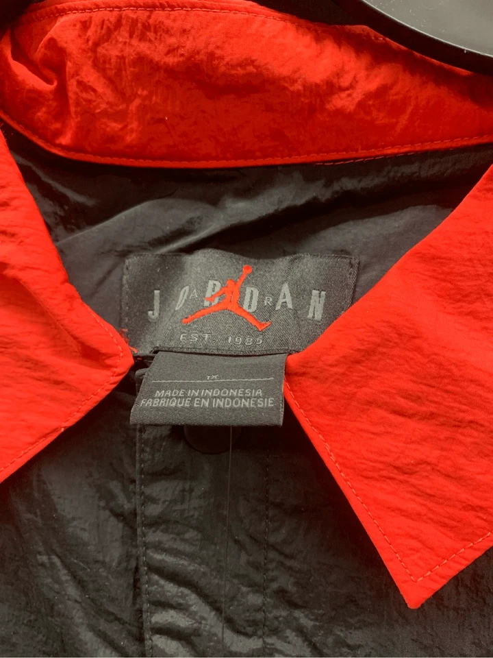 Jordan’s women’s overall red black size 1X jumpsuit wind breaker - Image 2 of 3