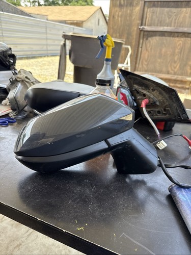 Passenger side mirror with turn signal for Toyota Corolla 2019-2025. Blin Spot - Picture 2 of 3