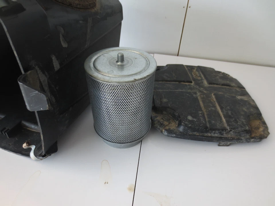 Honda Foreman 500 FE 2009 usado OEM caja respirador de aire carcasa Foto 3 de 4