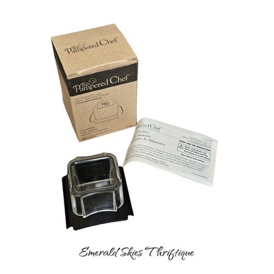 The pampered chef food holder 1124 new. Free shipping