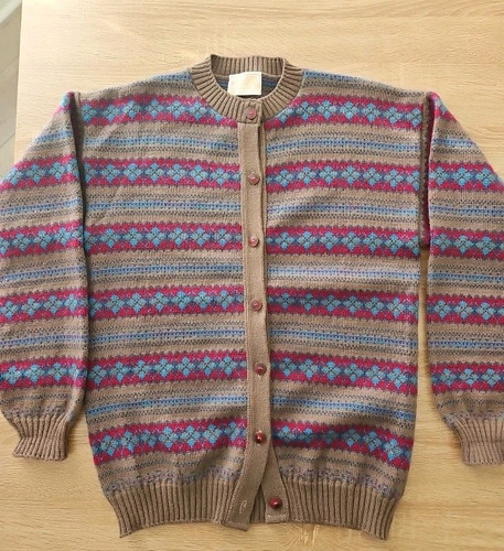 Vintage Pendleton Button Up Virgin Wool Cardigan Sweater Unisex Size Medium - Picture 2 of 7