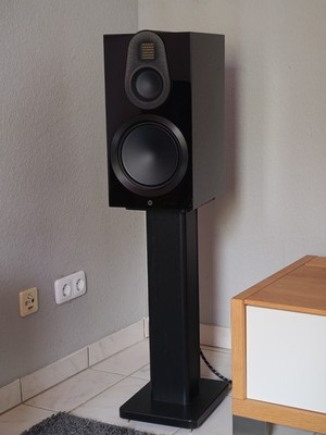 1 Paar Monitor Audio Gold 100 6G HG Black Regallautsprecher Kompakt-Lautsprecher