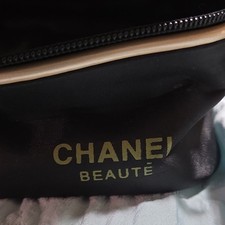 CHANEL Beaut  Black Beige Fabric Makeup Bag Cosmetic Case with broken Zipper
