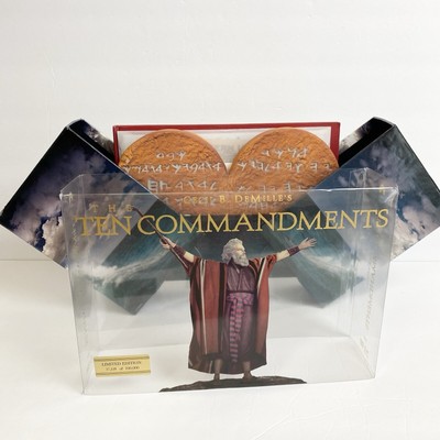 The Ten Commandments Limited Edition 6 Disc Blu-Ray & DVD Combo 