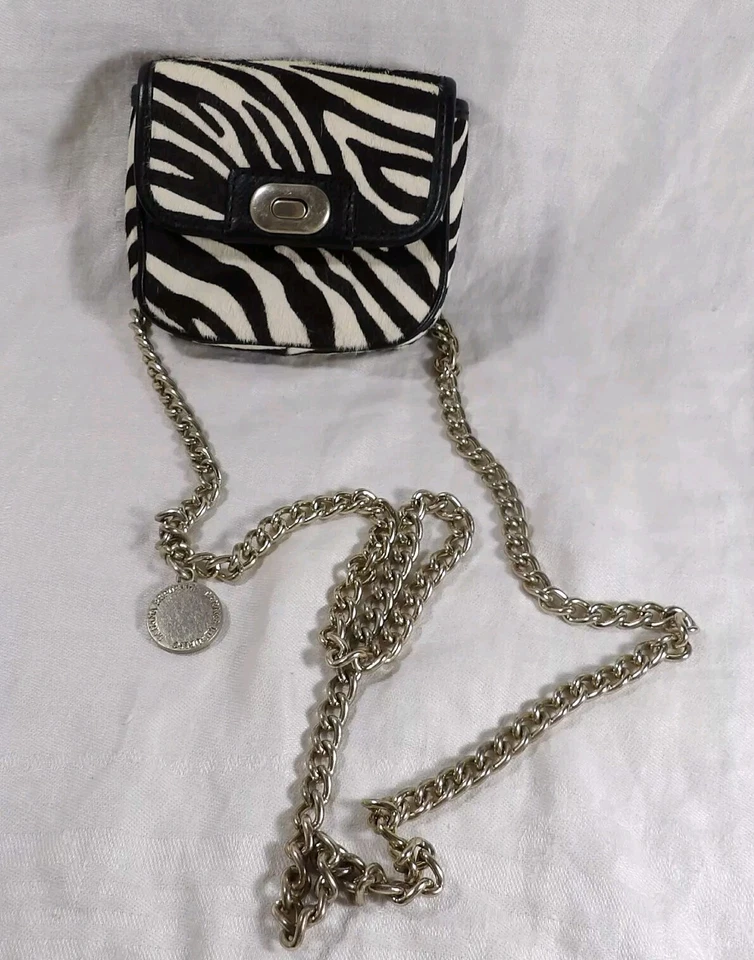 Mini Bandolera Banana Republic Negro Blanco Estampado Cebra