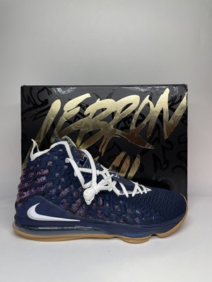 navy lebron 17