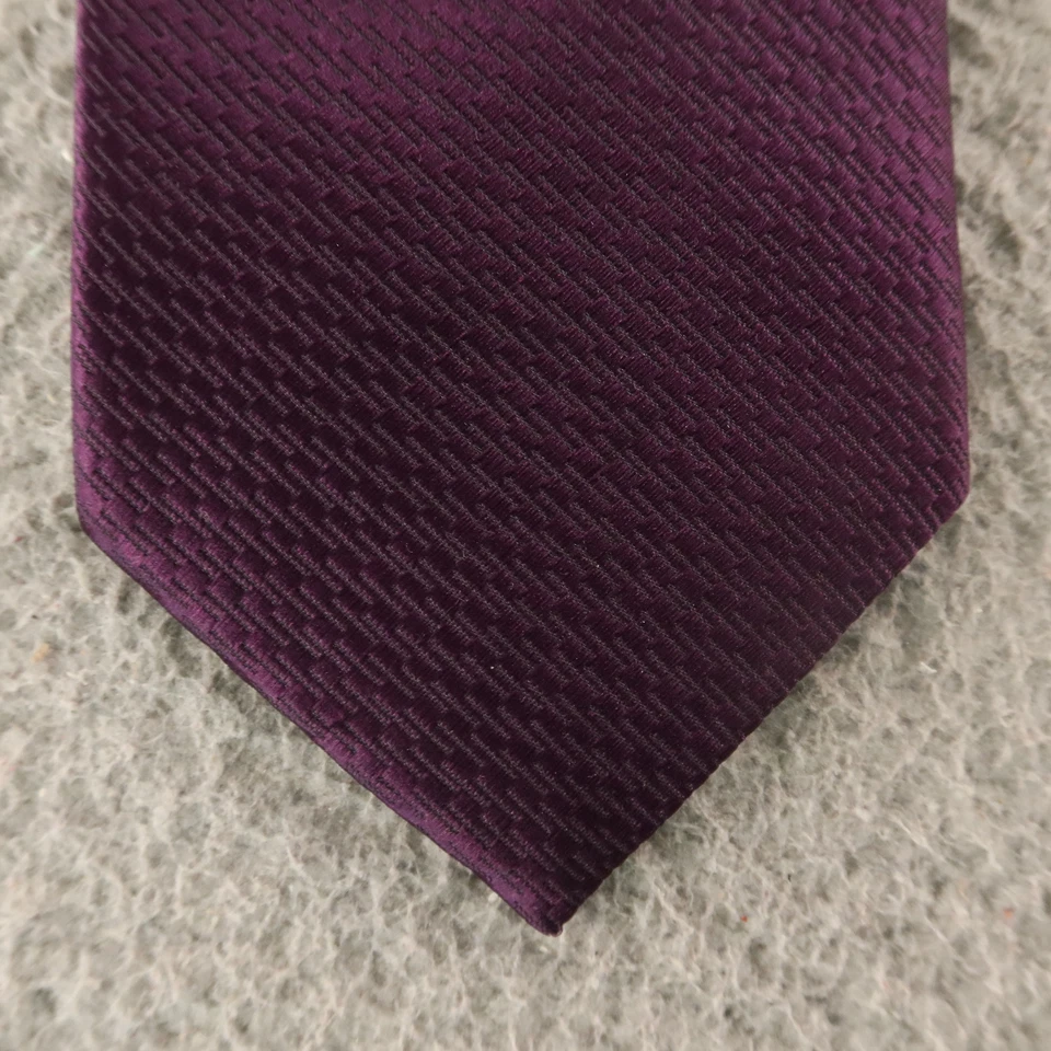 Corbata Clericci púrpura geométrica poliéster 3,5" Foto 2 de 4