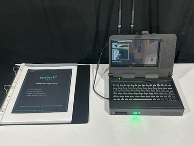 CyeDeck  v0.4 Kali Linux Pentest Cyberdeck Raspberry Pi 4 RTL8812AU Pro + Manual