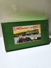 Hornby-Acho Electric Train Set with BB Locomotive and Railroad Accessories