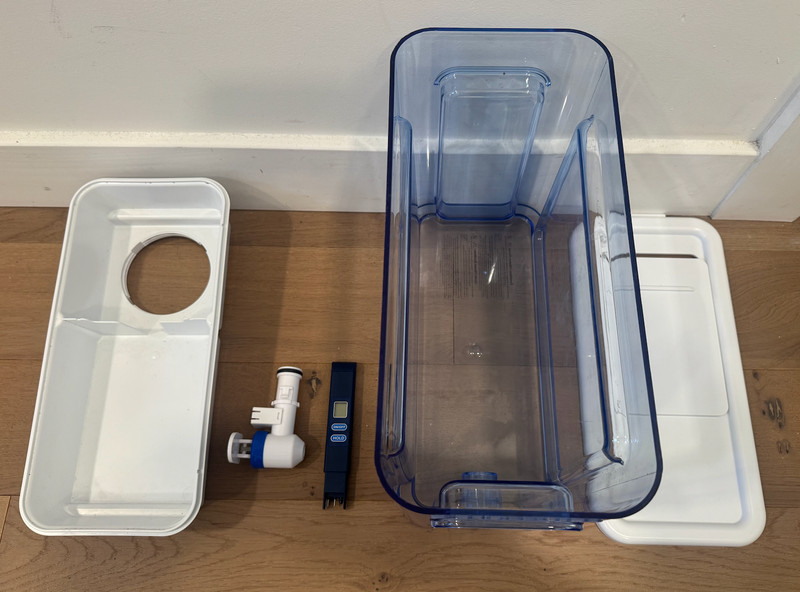ZeroWater 32-Cup Water Filter Dispenser - BPA Free, Eco-Friendly - USED CLEANED