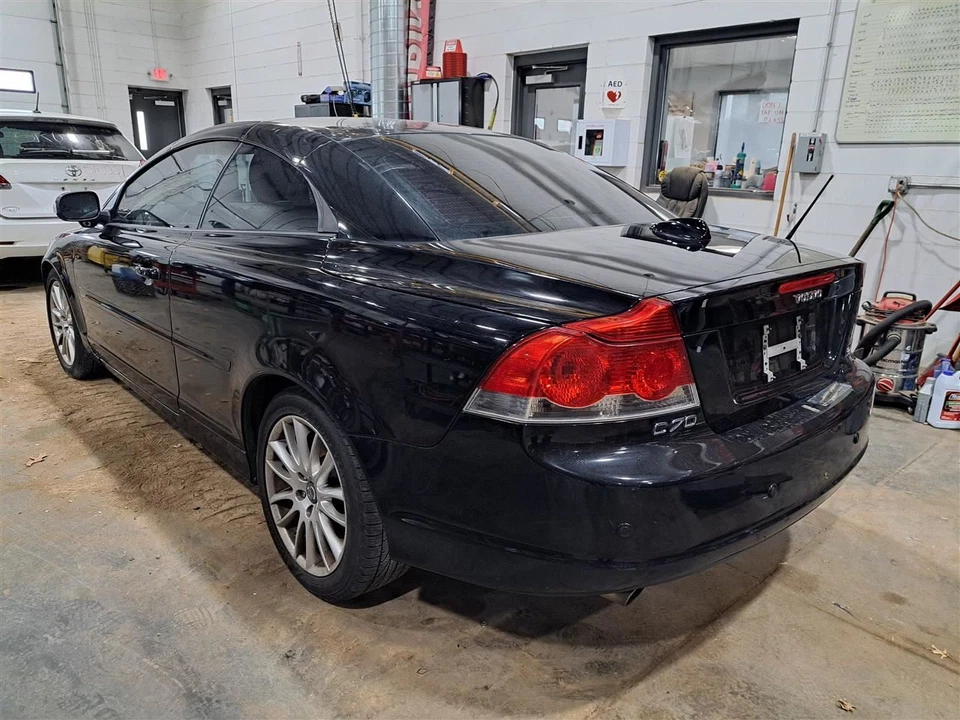 Unidad de actuador/bomba de freno antibloqueo ABS 2008 C70 SKU#4137179 Foto 2 de 4