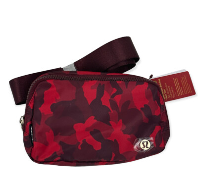 NWT Lululemon 1L Everywhere Belt Bag Red Rabbit Chinese New Year Lunar Gold Camo | eBay NWT Lululemon 1L Everywhere Belt Bag Red Rabbit Chinese New Year Lunar Gold Camo | eBay