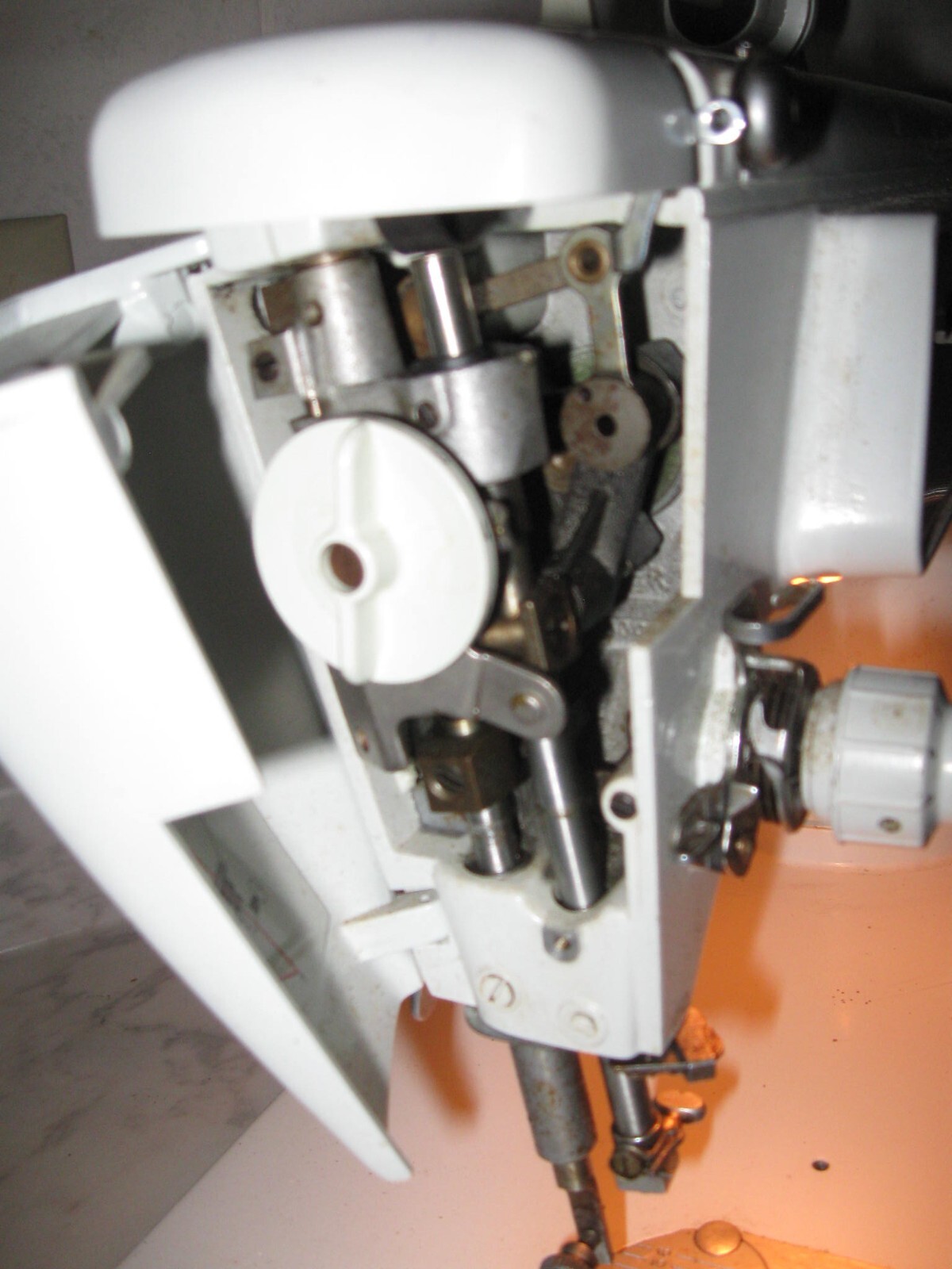 Vintage Singer Touch & Sew Special Zig Zag Model 626 Sewing Machine