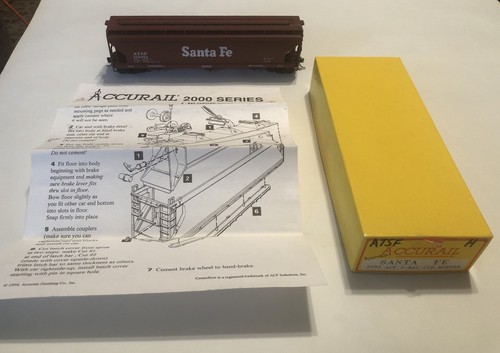 Tren Accurail Santa Fe ACF 3 bahías flujo central #314589 escala HO en caja nuevo de stock | Zustand: Used
