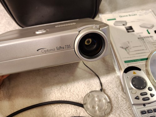 Optoma EP735 EzPro DLP Projector Powers On Carrying Case Remote Bundle Cables - Picture 6 of 21