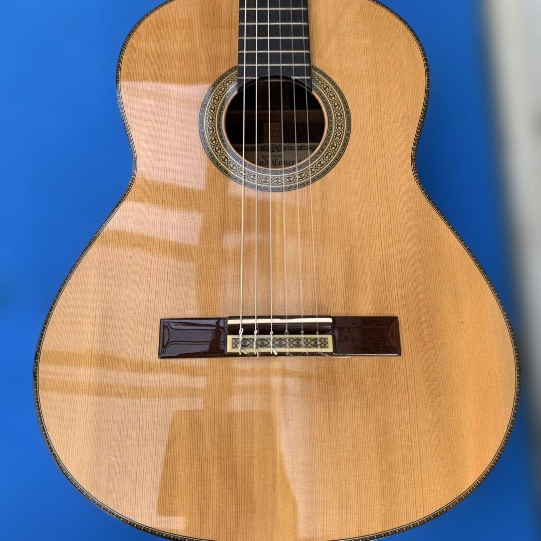 Classical Acoustic Guitar Yamaha GC40 Grand Concert Made in