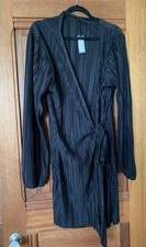Pretty Little Thing Black Wrap Bodycon Dress NWT Size USA 22