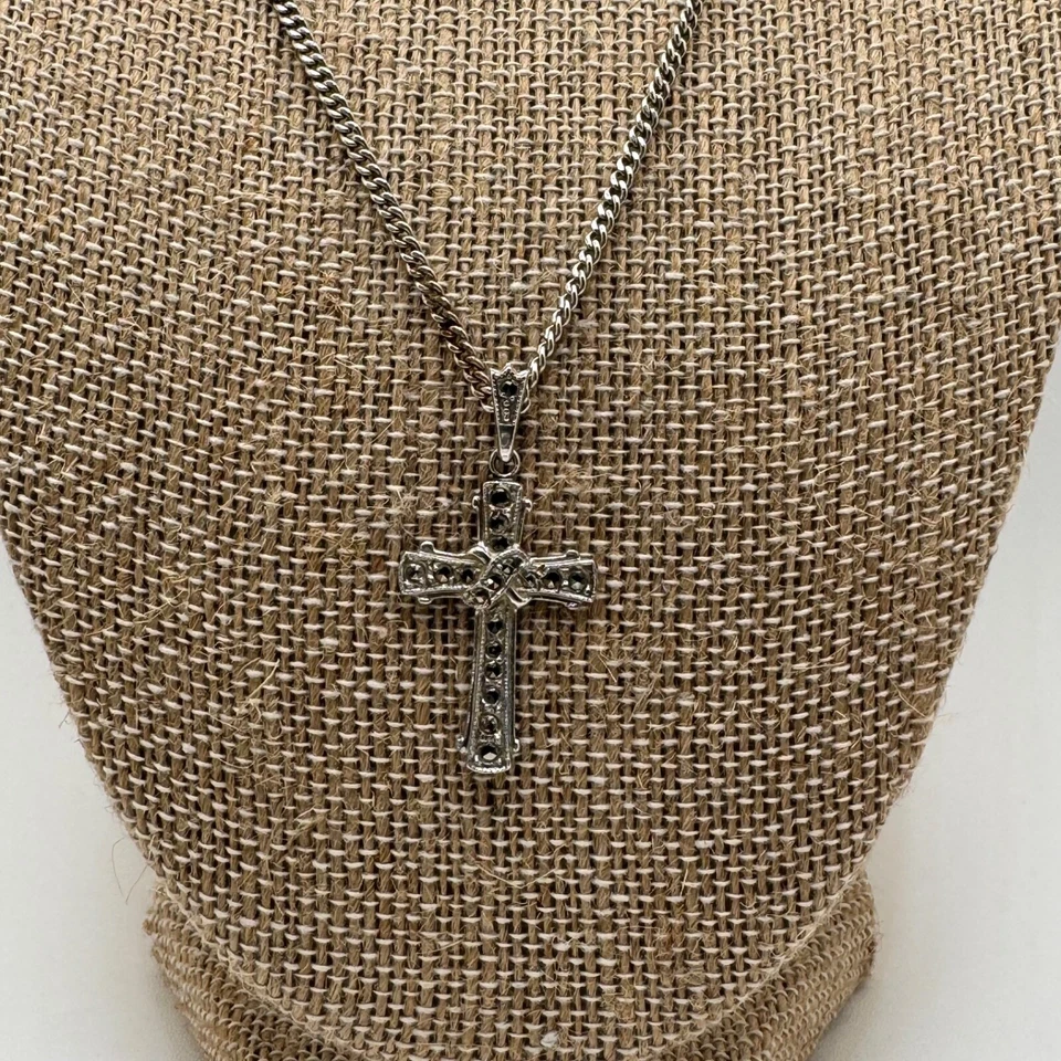 Antiguo Collar Art Deco Cadena Cruz de Ley y Marcasita Theda 925 Foto 2 de 4