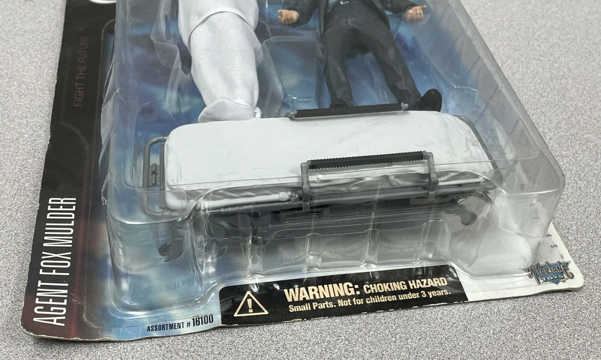 X-Files/シリーズⅠ Fox Mulder フィギュア 移動ベッド付き X-Files/シリーズⅠ Fox Mulder フィギュア 移動ベッド付き