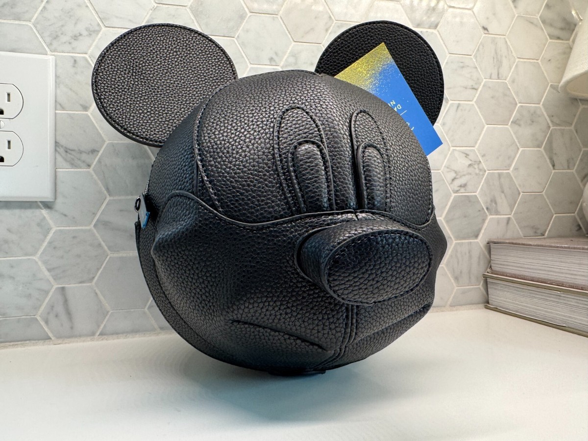 DANIELLE NICOLEはバッグ ブラック Disney Danielle Nicole Mickey Mouse Head Black 3D Crossbody