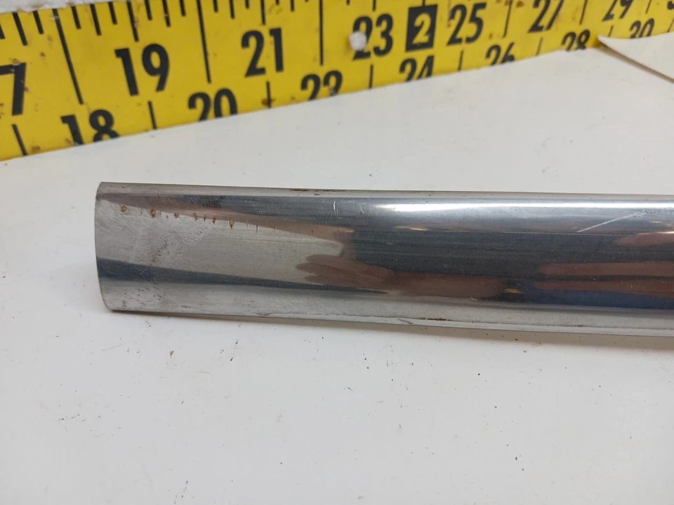 Embellecedor de parabrisas trasero OEM 5 piezas 2 superiores/centros superiores/2 inferiores 1955-56 Packard (TB17) Foto 2 de 4