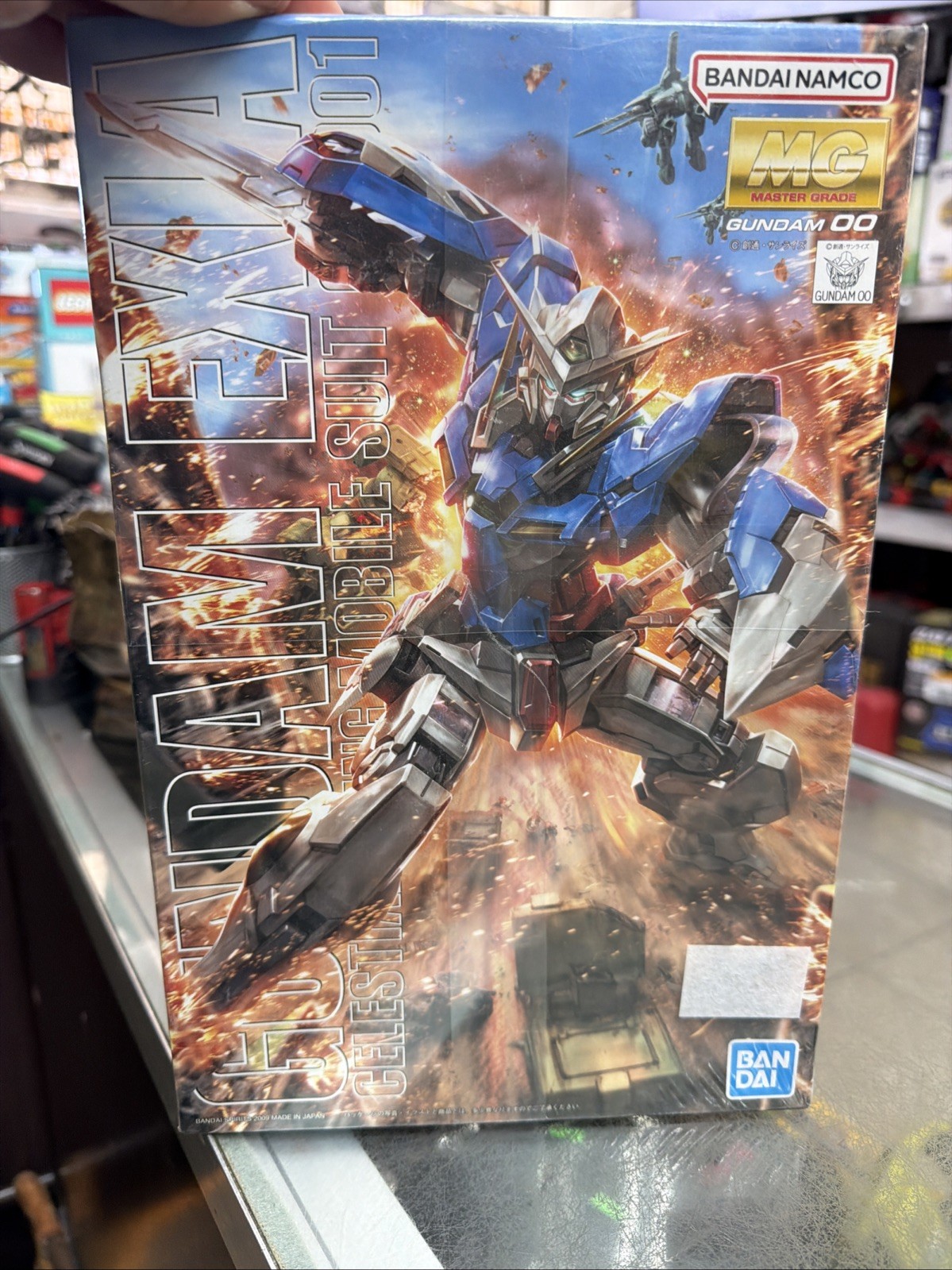 Bandai Gundam Master Grade Gundam Exia 1/100 Model Kit