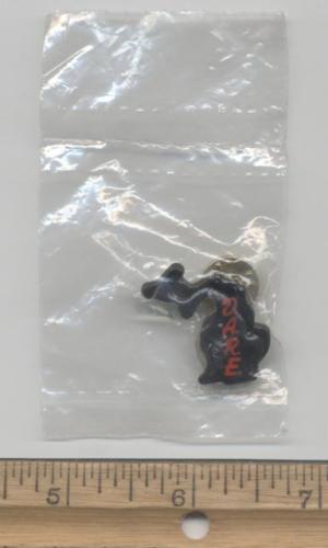Michigan D.A.R.E. Lapel Pin - Shape Of State - New In Package (Last One)