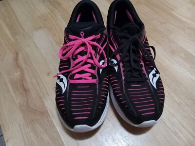 Mens Saucony Kinvara S20467-25 Run For Good Breast Cancer Sneakers  Shoes