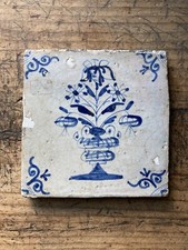 NICE ANTIQUE 17th CENTURY DELFT TILE Blue White Tulip Flower Vase