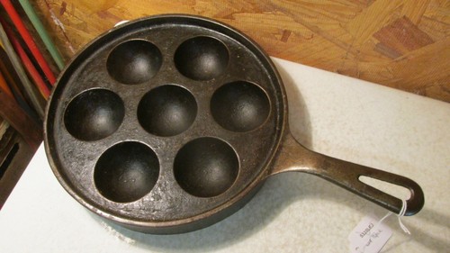 Antique Cast Iron Griswold Aebleskiver No. 3 - 第 1/2 張圖片