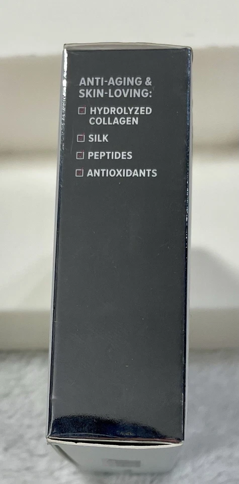 It Celebration Foundation 0.30 oz / 9 g New in Box (Rich) - Image 4 of 4