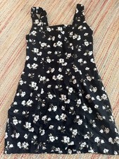 old navy black and white dress size small floral