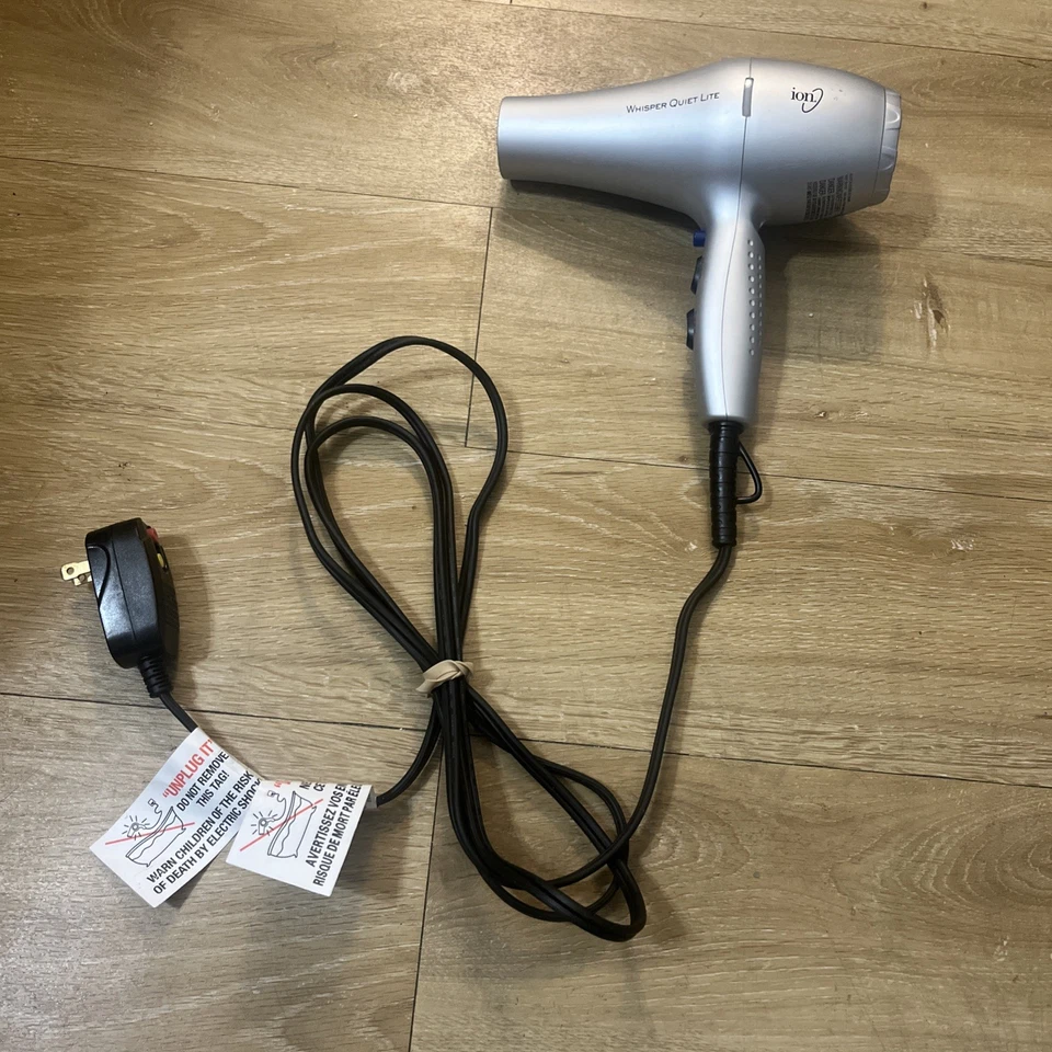 Secador de pelo eléctrico plateado Ion Whisper Quiet Lite 5600A 1875W cerámica iónica Foto 2 de 4