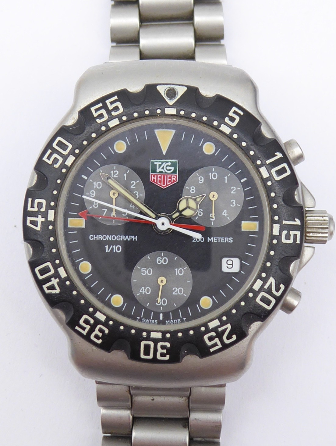 CHRONOGRAPH TAG QUARTZ WRISTWATCH CA1211-RO MENS HEUER - vintagewatches.pk