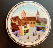 VILLEROY & BOCH Design Naïf Porcelain Trinket Box 4” x 2” Excellent Condition