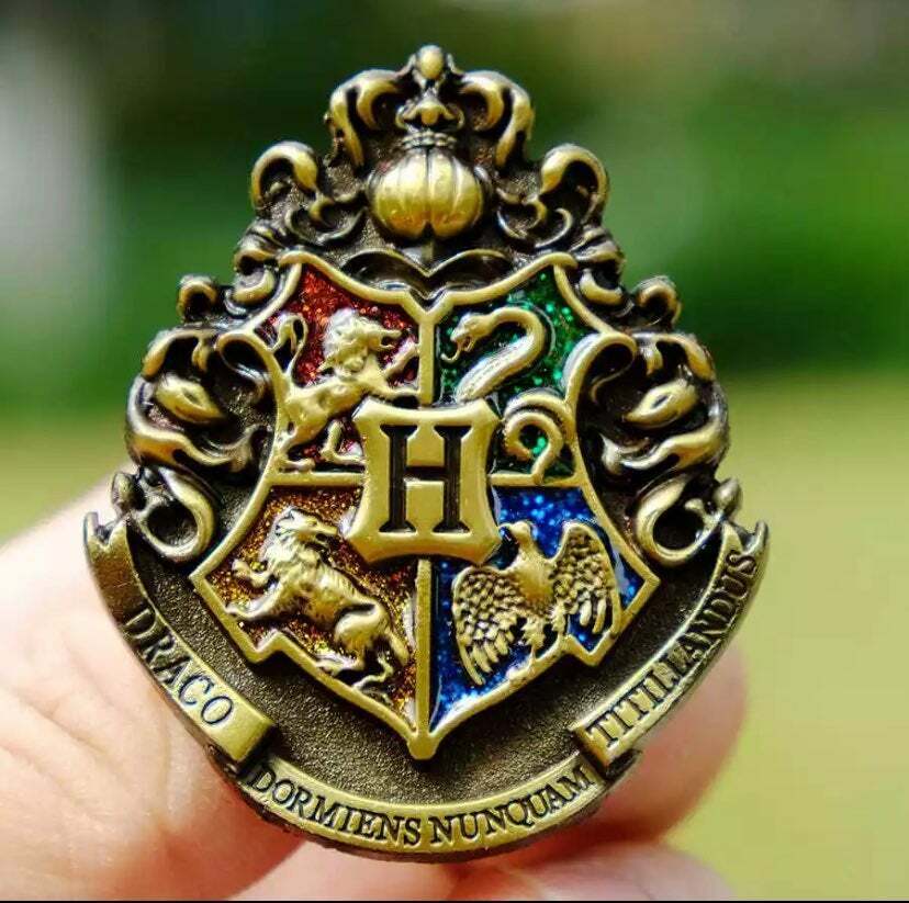 Ravenclaw House Crest (Harry Potter) Lapel Pin – Collector's Outpost