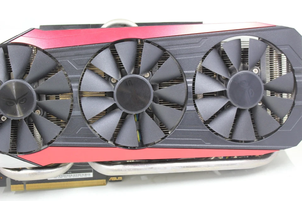 STRIX-GTX980TI-DC3OC-6GD5-GAMING | ASUS 6GB OC Graphics Card for Gaming & VR - Image 3 of 4